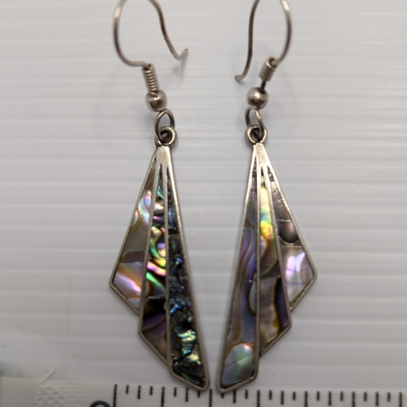 Vintage Taxco Silver and Abalone Shell Fan Earrings - Picture 5 of 16